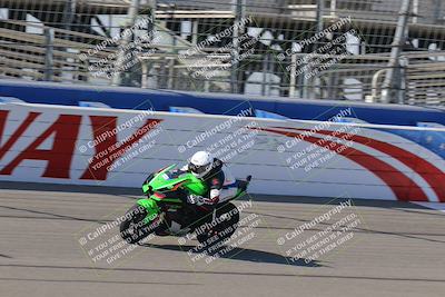 media/Aug-26-2022-Fastrack Riders (Fri) [[055e3b3c9d]]/level 2/Session 1 Start Finish/